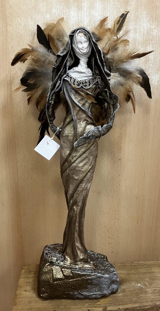 Socha elegantný anjel