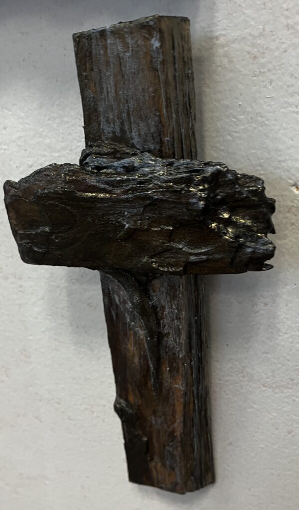 Kríž drevená kôra+ biela perleť