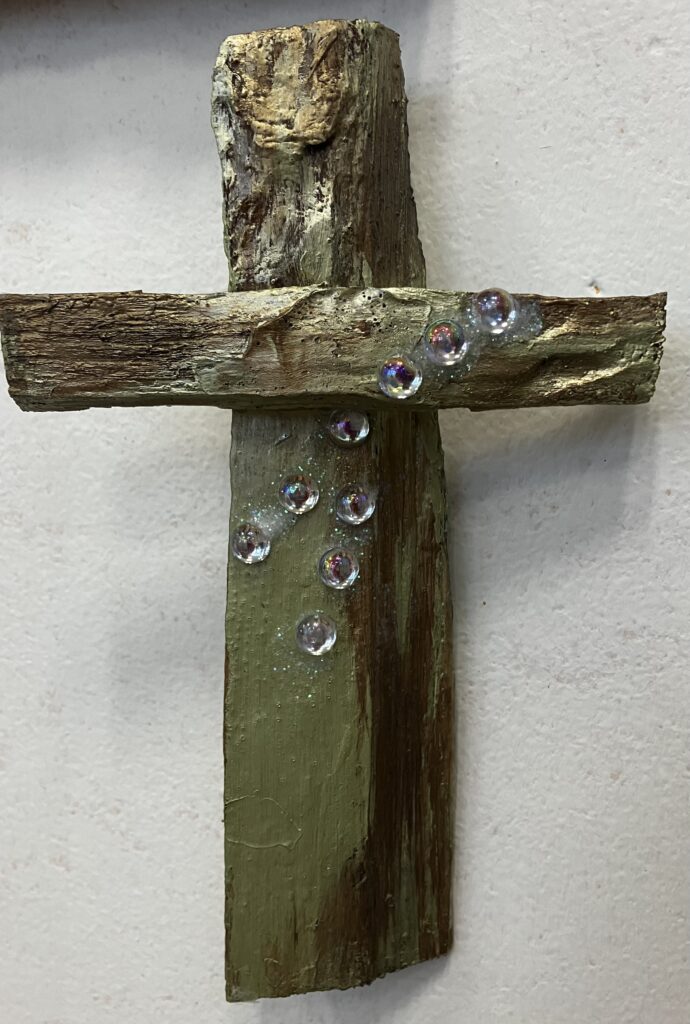 Anjel s kamienkami perleťovo zelený