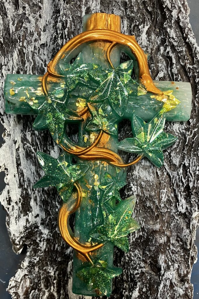 Živicový kríž zelený- vinič